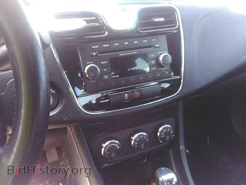 2013 Chrysler 200 - VIN: 1C3CCBBB1DN651326 - Фото 4