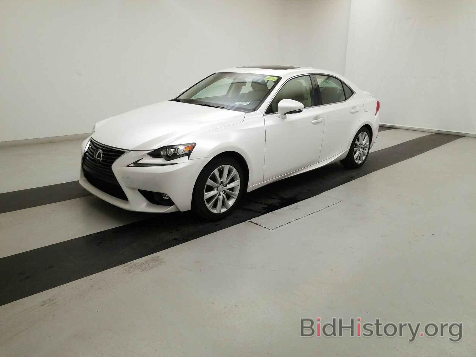 Photo JTHCM1D25G5010358 - Lexus IS 300 2016