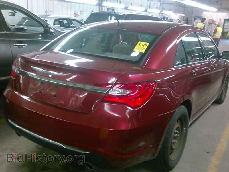 2013 Chrysler 200 - VIN: 1C3CCBAG8DN727556 - Фото 2