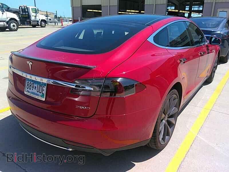 2015 Tesla Model S - VIN: 5YJSA1E42FF113952 - Фото 2