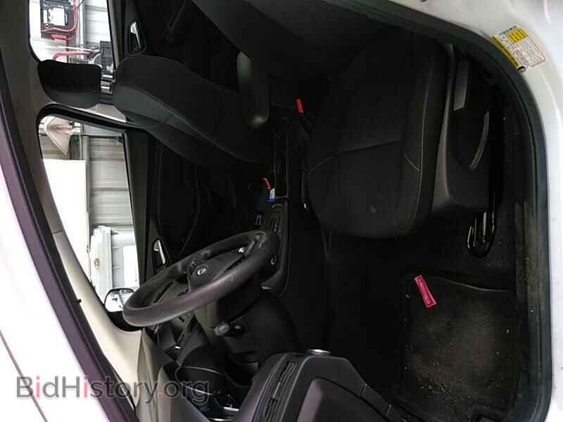 2016 Ford Focus - VIN: 1FADP3F22GL280672 - Photo 3