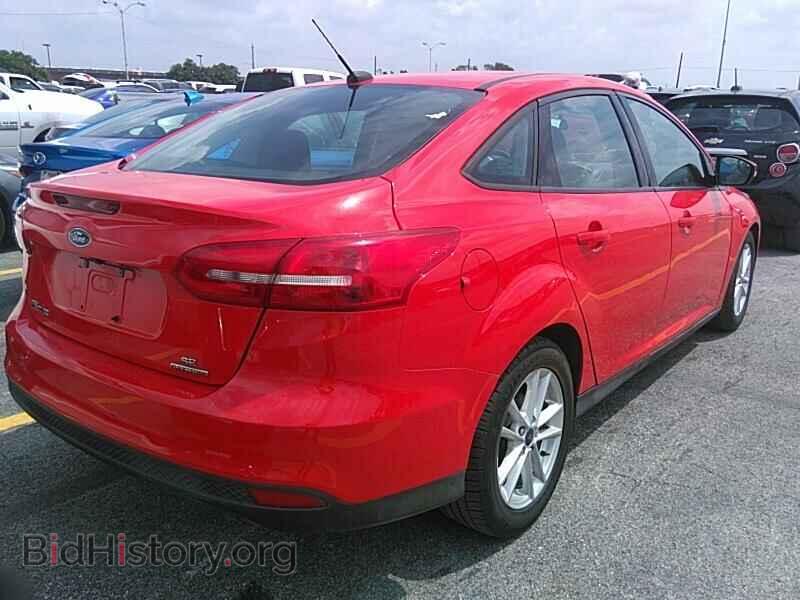 2016 Ford Focus - VIN: 1FADP3F28GL294379 - Photo 2