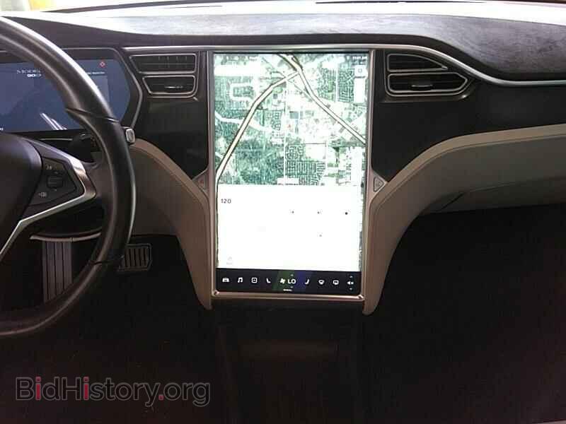 2015 Tesla Model S - VIN: 5YJSA1E29FF119035 - Photo 4