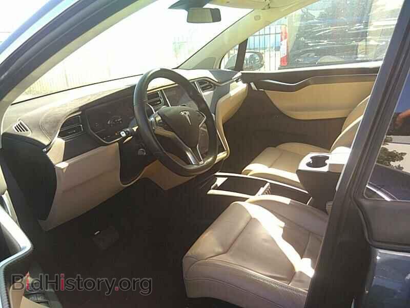 2017 Tesla Model X - VIN: 5YJXCDE22HF049978 - Photo 3