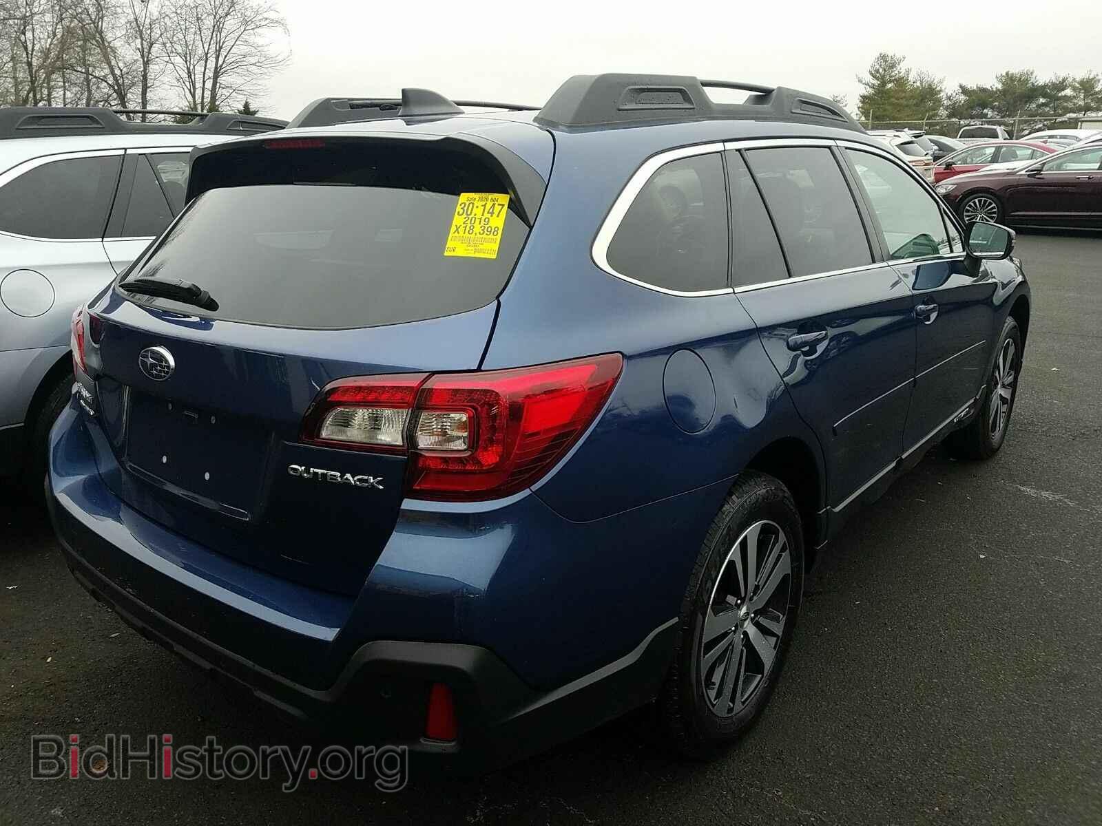 2019 Subaru Outback - VIN: 4S4BSANC7K3216498 - Фото 2