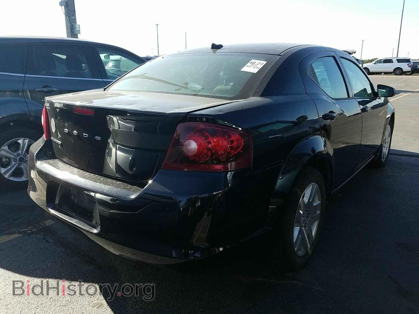 2014 Dodge Avenger - VIN: 1C3CDZAB1EN129322 - Фото 2