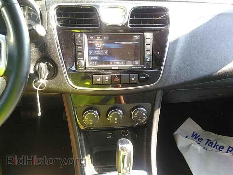 2014 Chrysler 200 - VIN: 1C3CCBCG5EN134509 - Фото 4