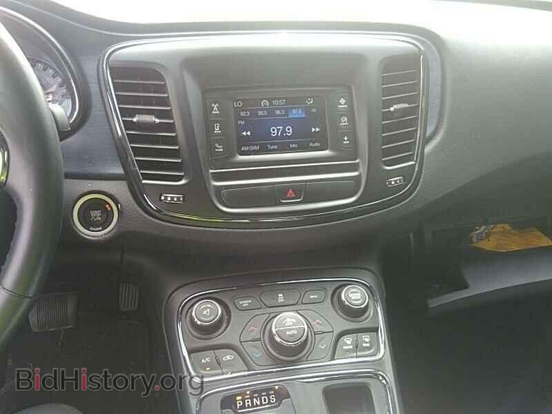 2016 Chrysler 200 - VIN: 1C3CCCBB5GN174703 - Фото 4