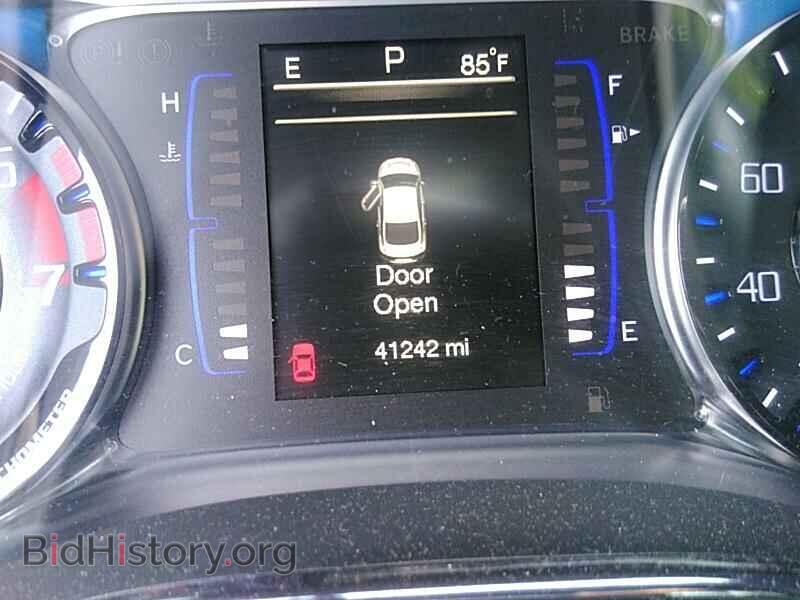 2016 Chrysler 200 - VIN: 1C3CCCBB5GN174703 - Фото 5
