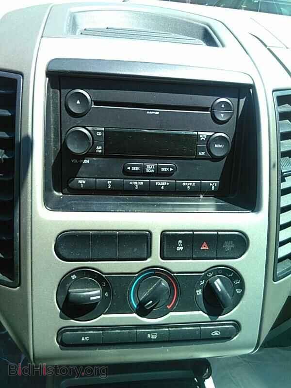 2007 Ford Edge - VIN: 2FMDK46C37BA21093 - Photo 4