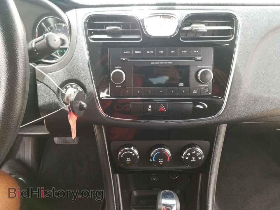 2013 Chrysler 200 - VIN: 1C3CCBAG8DN738797 - Фото 4
