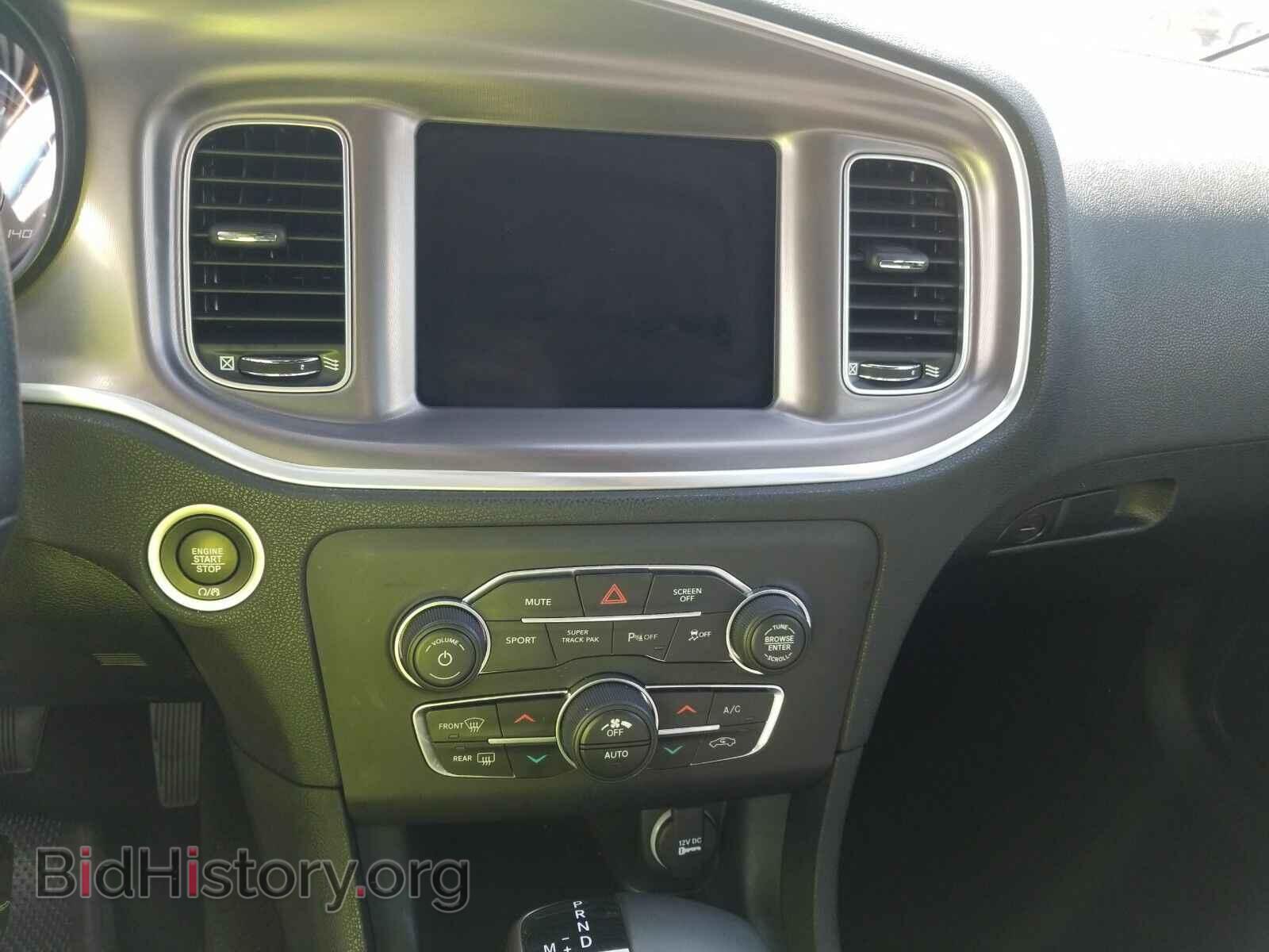 2019 Dodge Charger - VIN: 2C3CDXHG9KH550179 - Фото 4