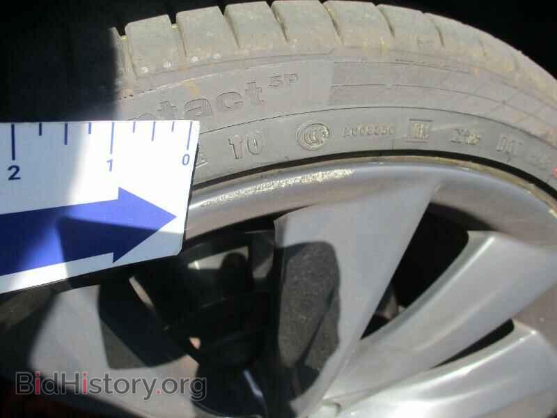 2015 Tesla Model S - VIN: 5YJSA1H44FF090721 - Photo 8