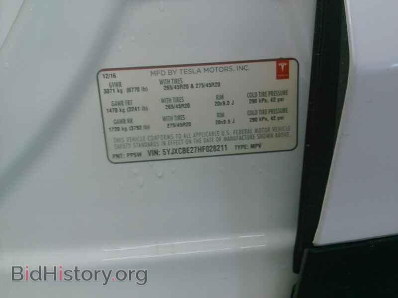2017 Tesla Model X - VIN: 5YJXCBE27HF028211 - Photo 6