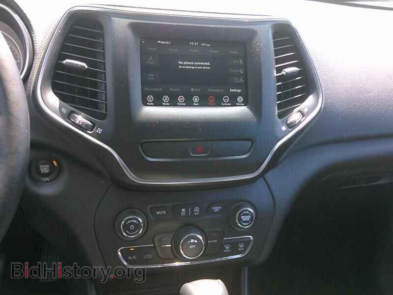 2019 Jeep Cherokee - VIN: 1C4PJMLB0KD181712 - Фото 4