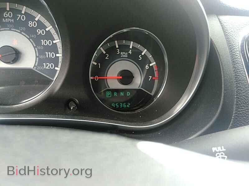 2013 Chrysler 200 - VIN: 1C3CCBBBXDN543609 - Фото 5