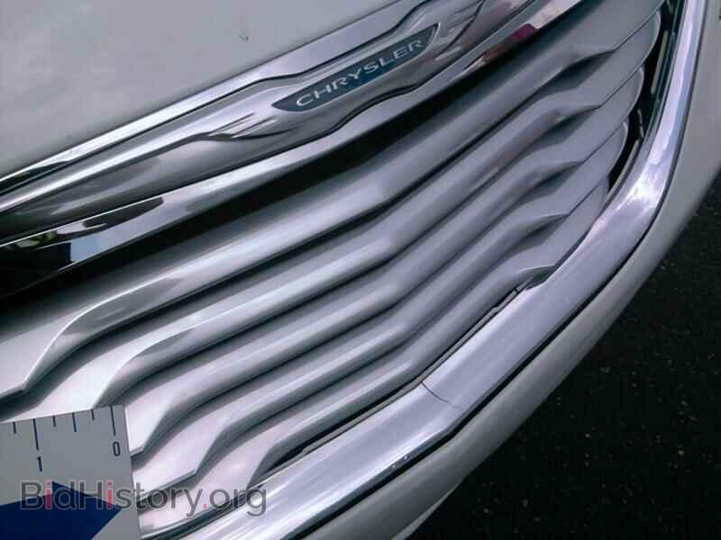 2013 Chrysler 200 - VIN: 1C3CCBBBXDN543609 - Фото 9