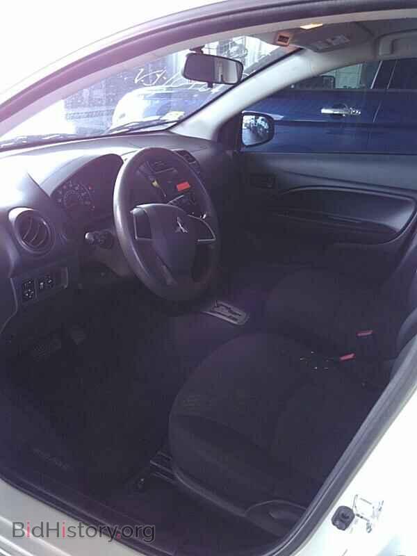 2017 Mitsubishi Mirage - VIN: ML32A3HJ2HH016883 - Фото 3