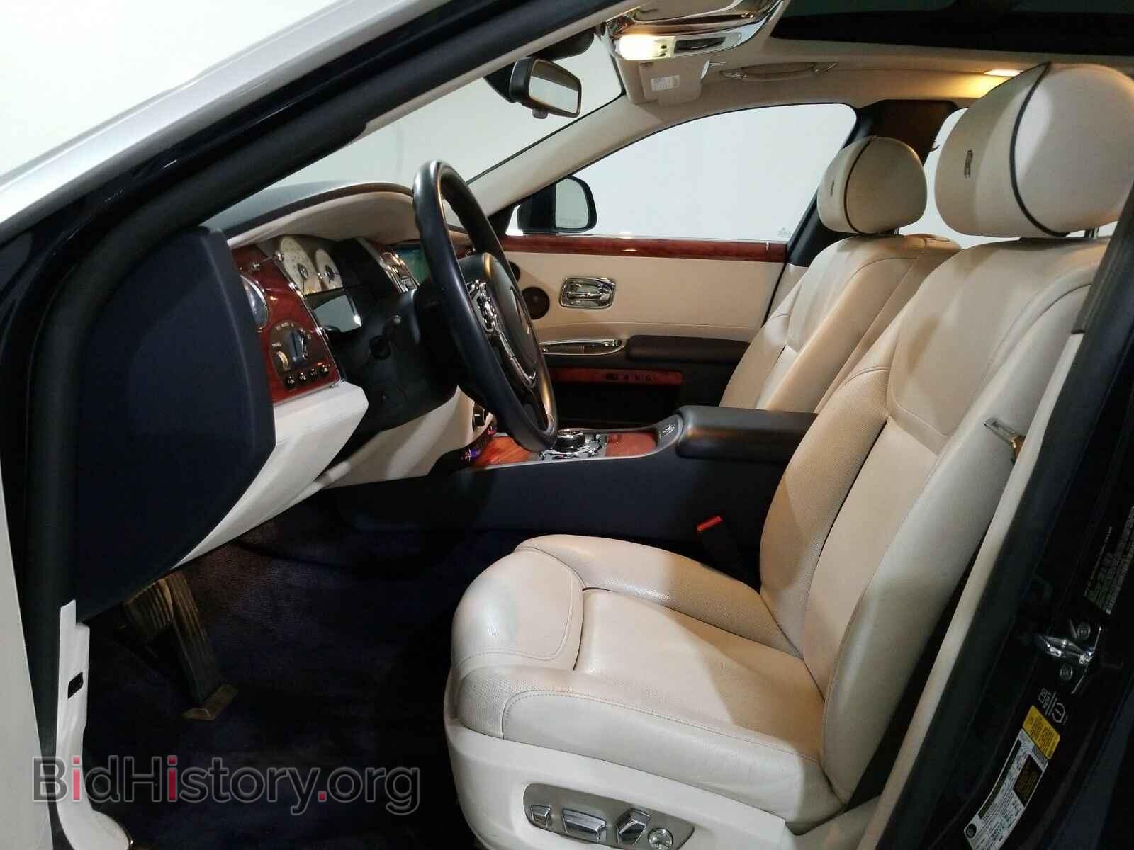 2015 Rolls-Royce Ghost - VIN: SCA664S50FUX53061 - Photo 7