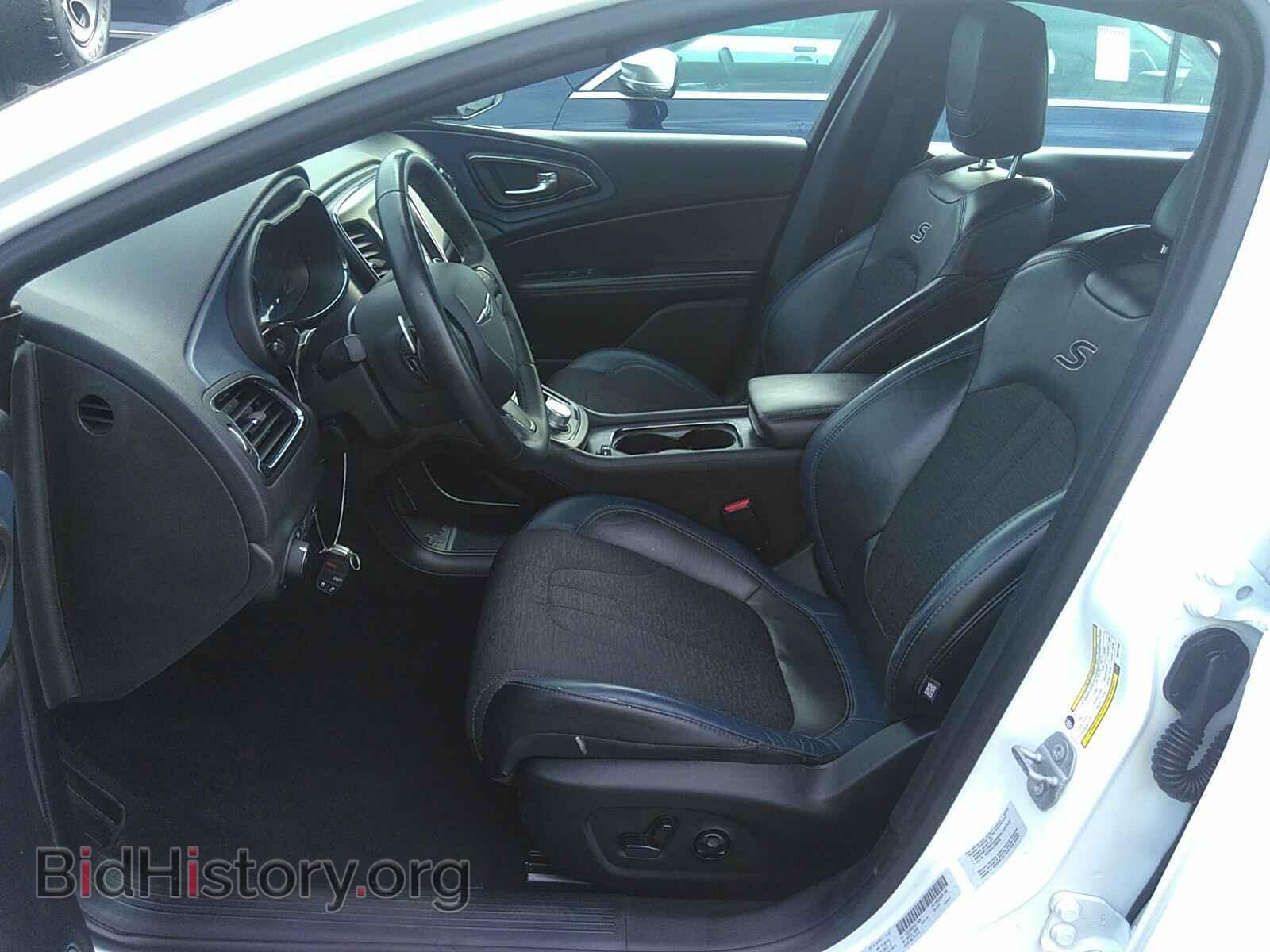 2016 Chrysler 200 - VIN: 1C3CCCBB3GN117609 - Фото 3