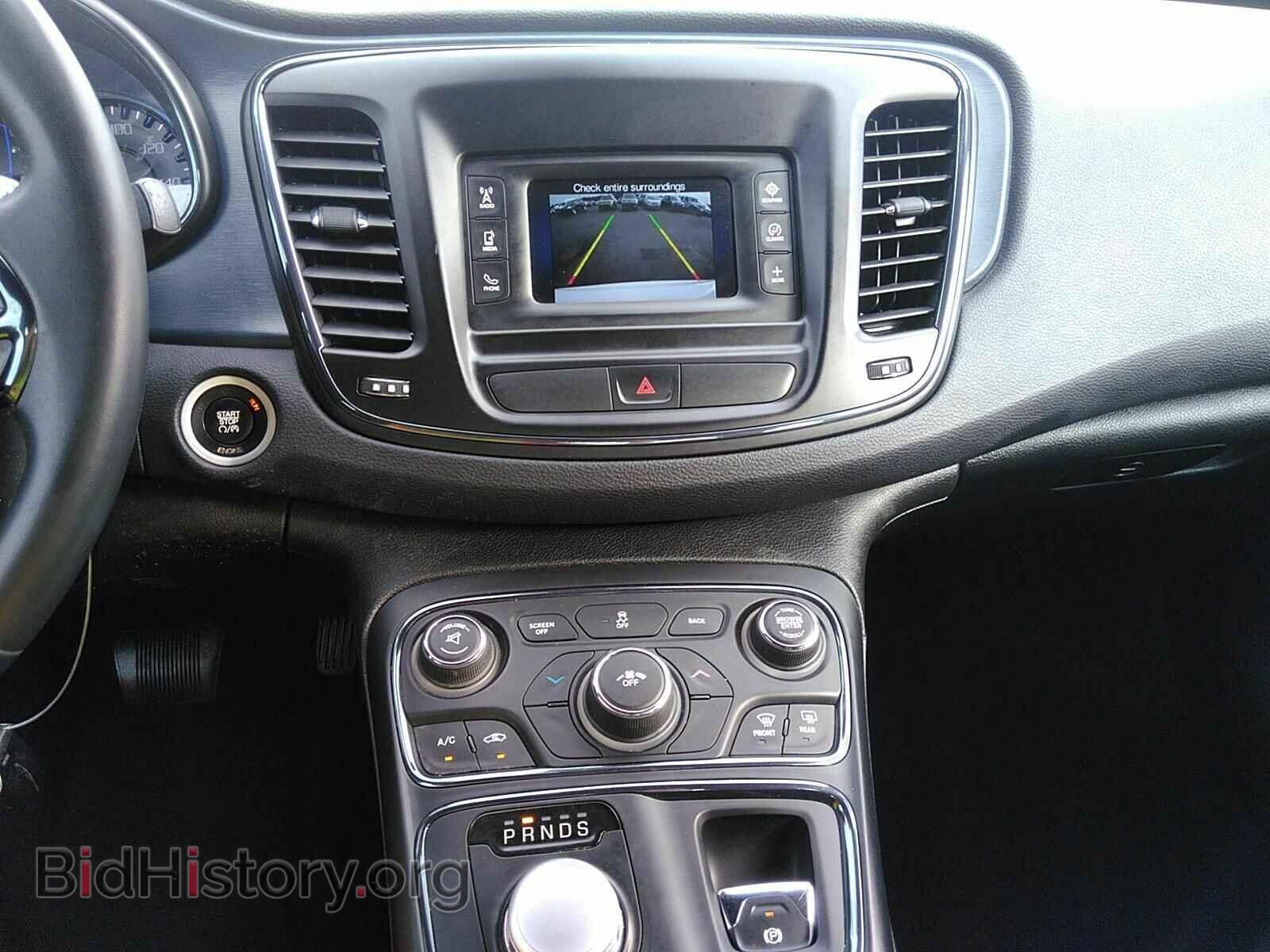 2016 Chrysler 200 - VIN: 1C3CCCBB3GN117609 - Фото 4