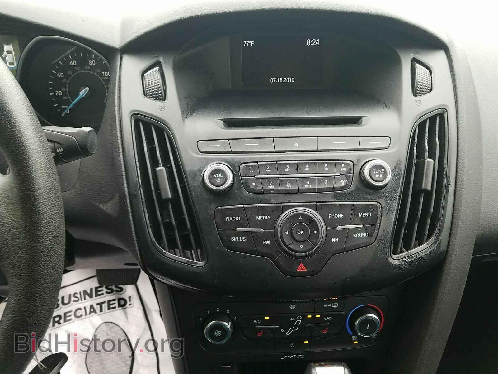 2016 Ford Focus - VIN: 1FADP3F22GL292241 - Фото 4