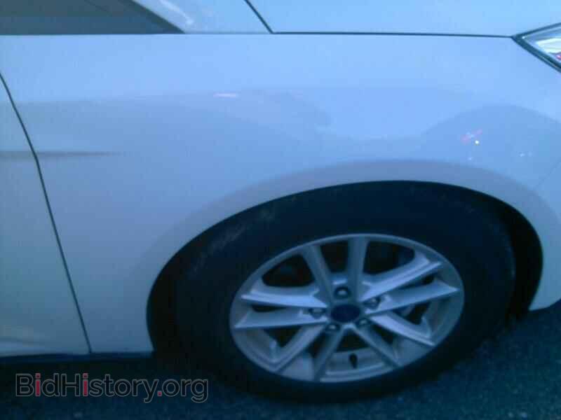 2016 Ford Focus - VIN: 1FADP3F22GL292241 - Фото 8