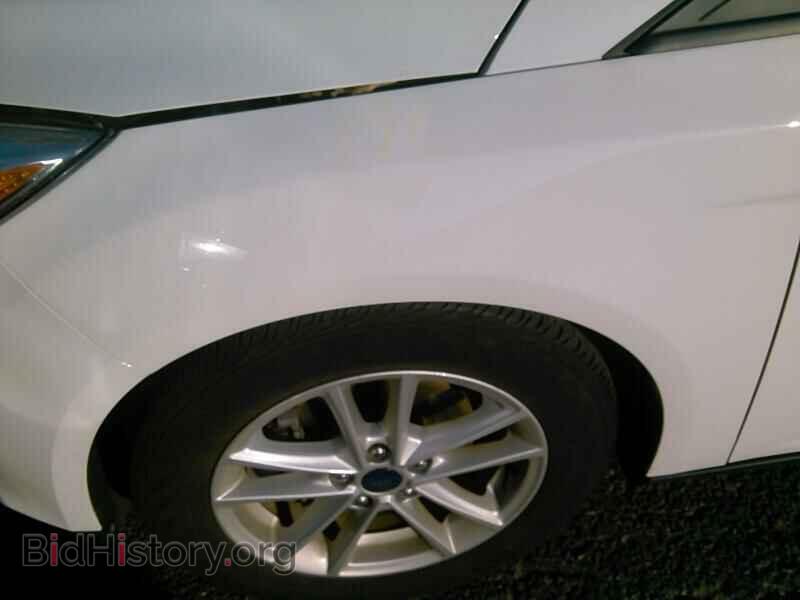 2016 Ford Focus - VIN: 1FADP3F22GL292241 - Фото 9