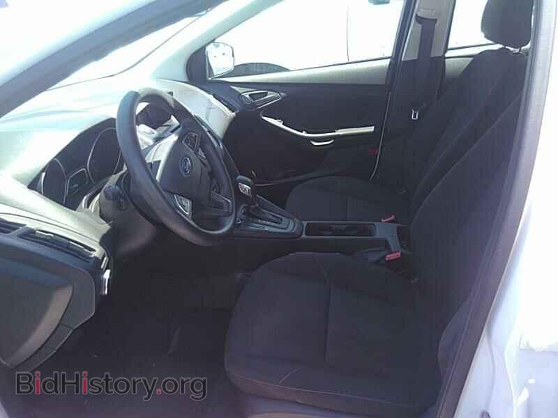 2016 Ford Focus - VIN: 1FADP3E27GL362219 - Фото 3