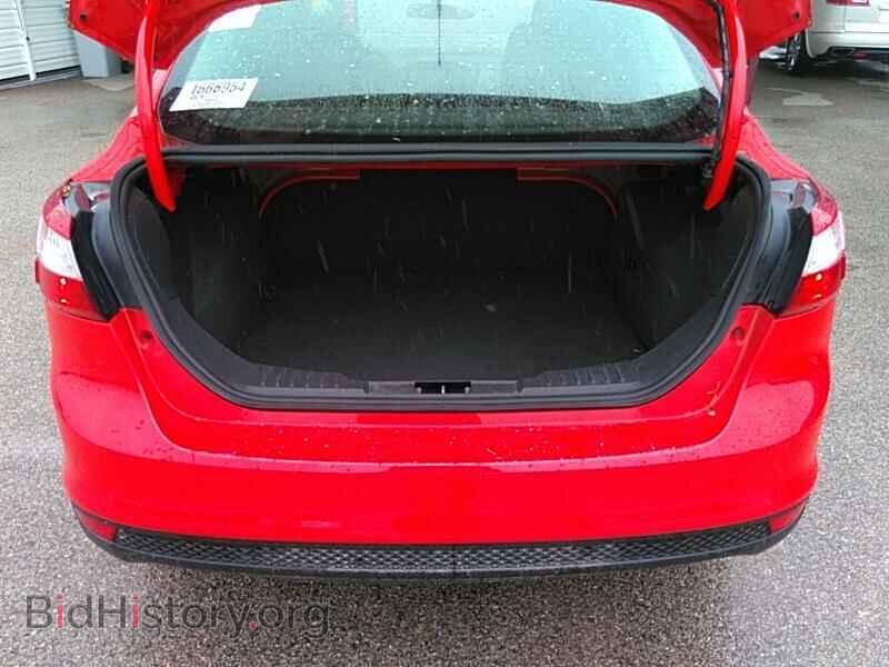 2013 Ford Focus - VIN: 1FADP3F21DL151561 - Photo 7