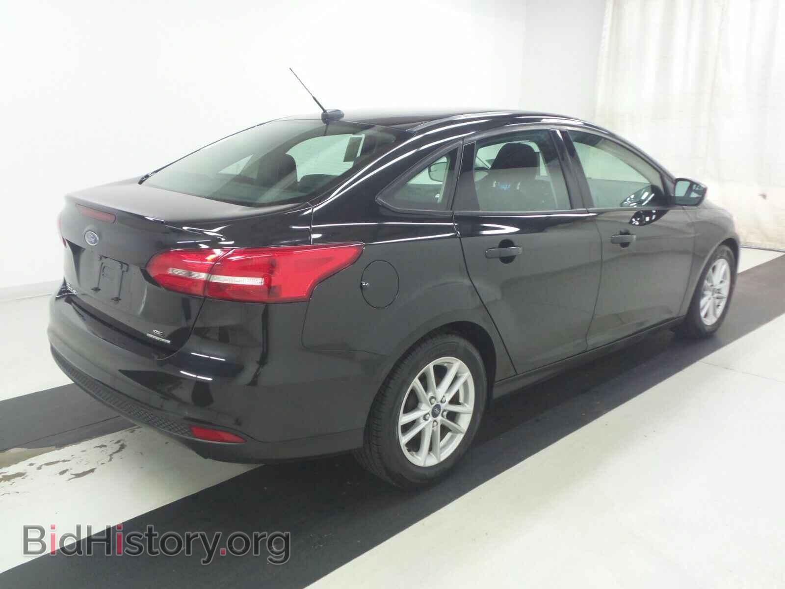 2015 Ford Focus - VIN: 1FADP3F2XFL284340 - Фото 2