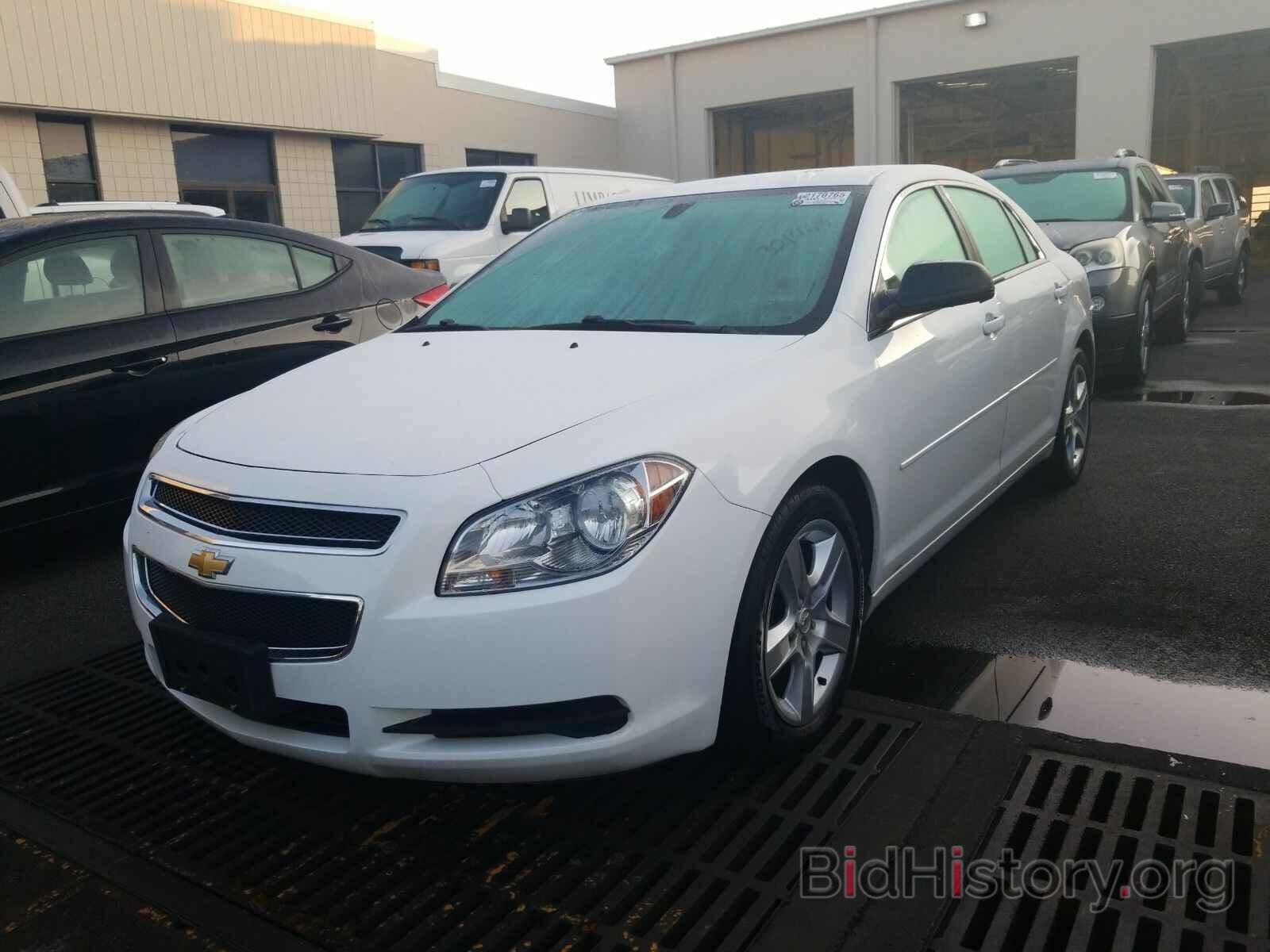 Photo 1G1ZB5E18BF321468 - Chevrolet Malibu 2011