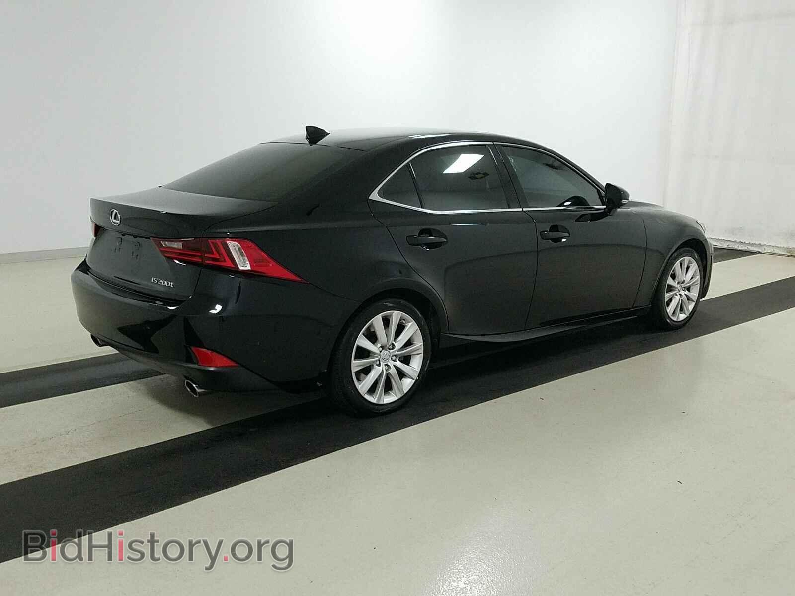 2016 Lexus IS 200t - VIN: JTHBA1D2XG5002700 - Фото 4