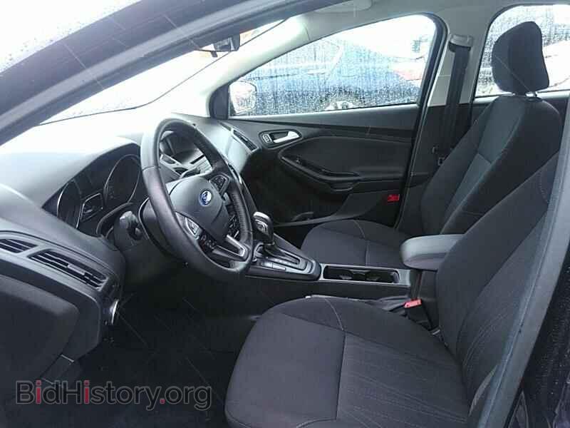 2016 Ford Focus - VIN: 1FADP3K22GL281407 - Photo 3