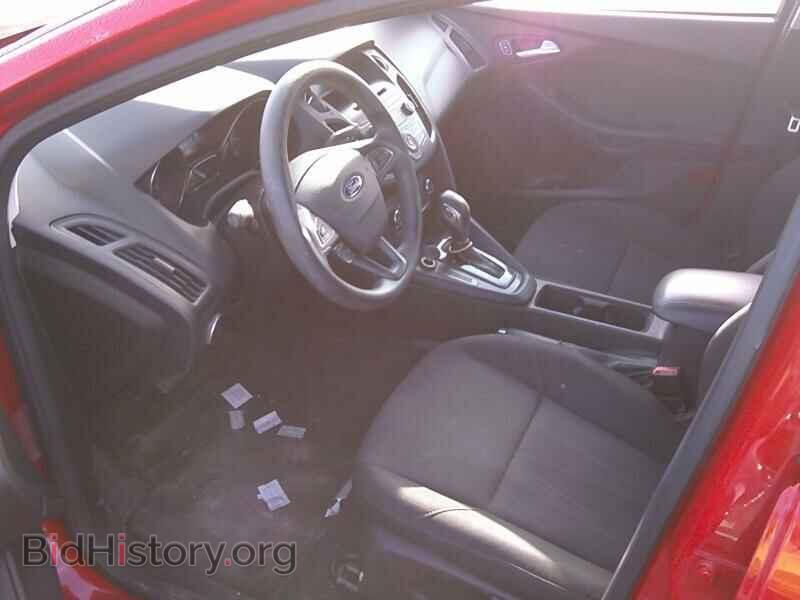 2017 Ford Focus - VIN: 1FADP3F28HL217772 - Фото 3