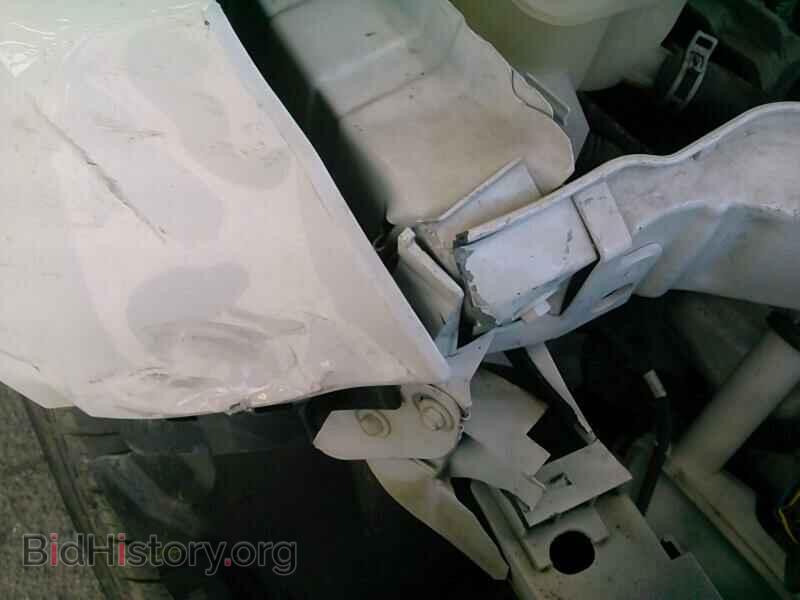 2013 Ford Focus - VIN: 1FADP3F21DL338380 - Photo 8
