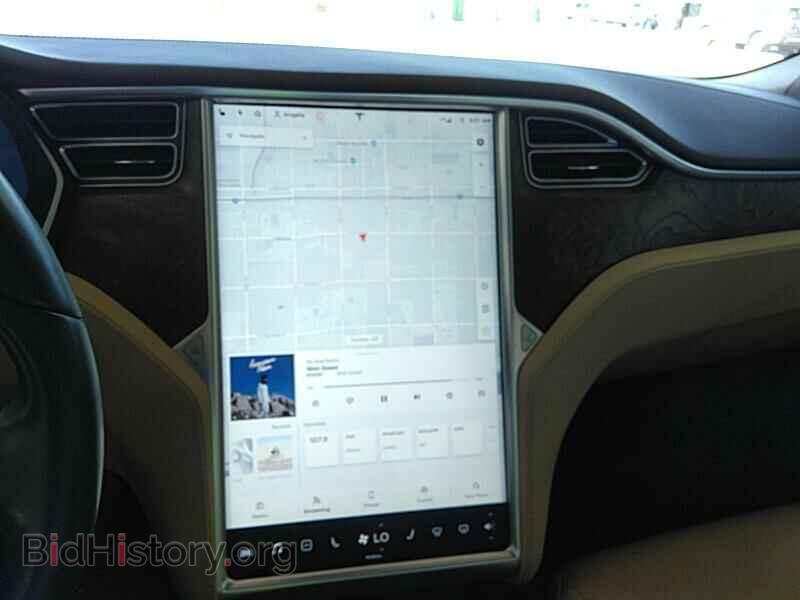 2016 Tesla Model S - VIN: 5YJSA1E2XGF144785 - Photo 4