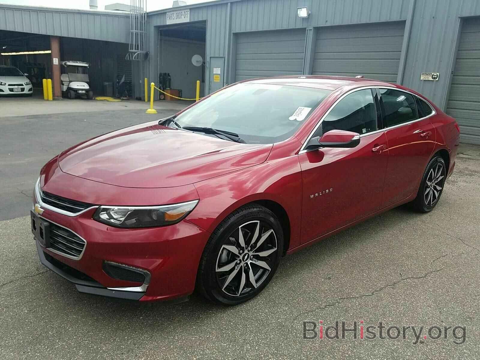 Photo 1G1ZD5ST1JF285170 - Chevrolet Malibu 2018