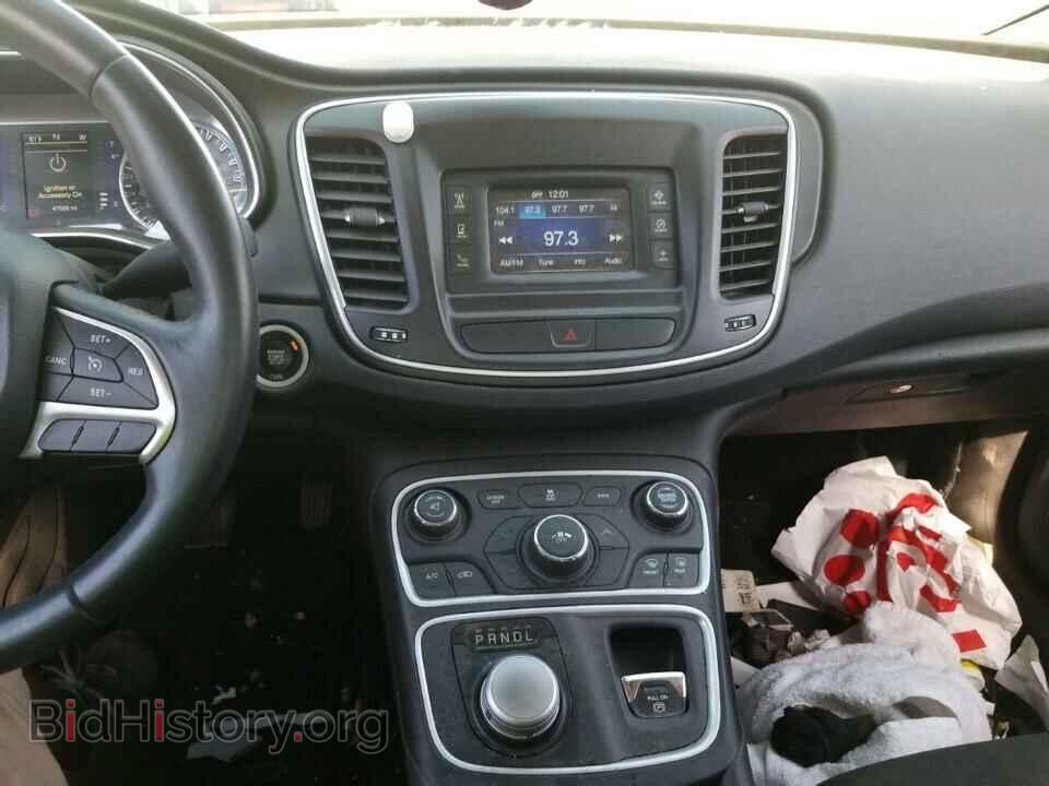 2017 Chrysler 200 - VIN: 1C3CCCFB5HN505159 - Фото 4