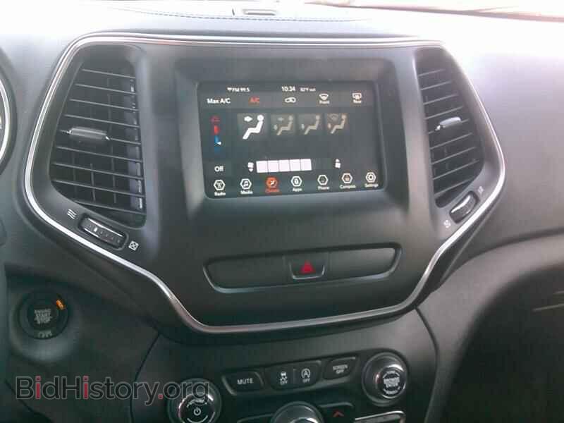 2019 Jeep Cherokee - VIN: 1C4PJMLB7KD182047 - Фото 4