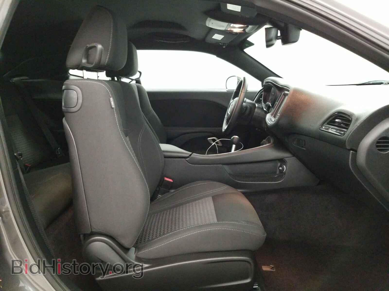 2016 Dodge Challenger - VIN: 2C3CDZBT2GH232395 - Photo 8