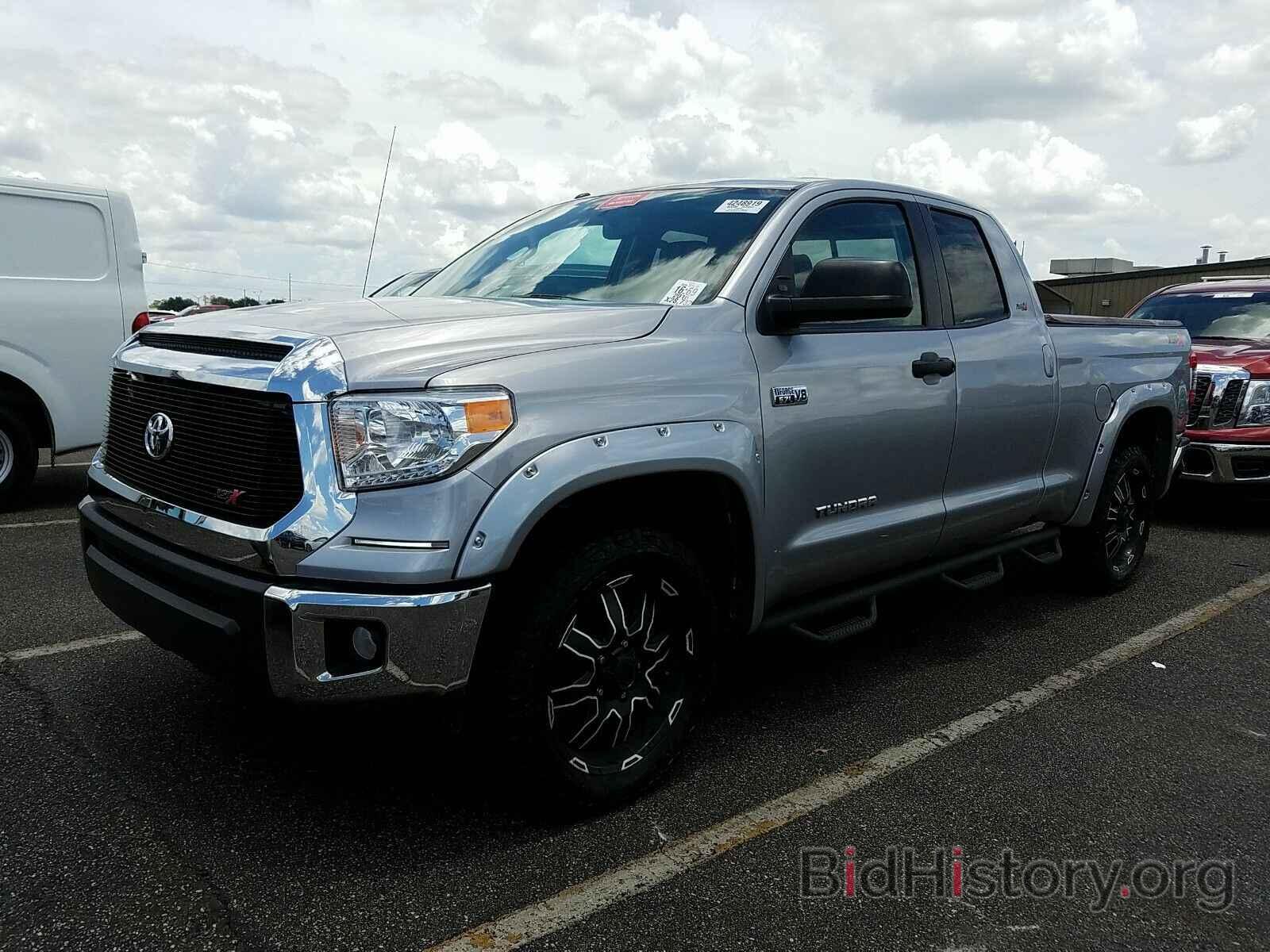 Фотография 5TFUW5F12GX559824 - Toyota Tundra 4WD Truck 2016