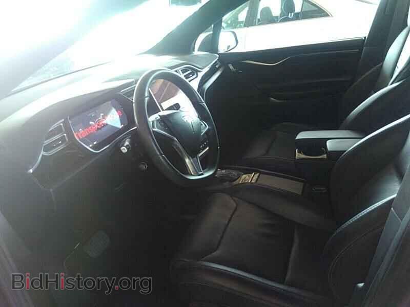 2016 Tesla Model X - VIN: 5YJXCBE20GF013239 - Photo 3