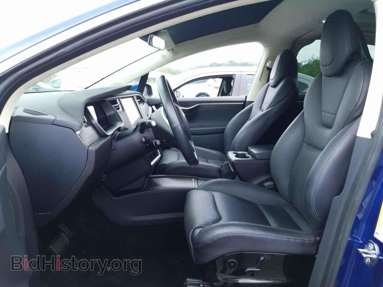 2016 Tesla Model X - VIN: 5YJXCAE2XGF005837 - Photo 3