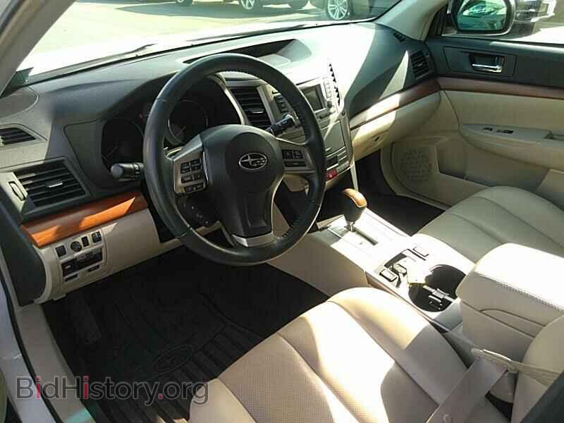 2014 Subaru Outback - VIN: 4S4BRBLC4E3317703 - Фото 3