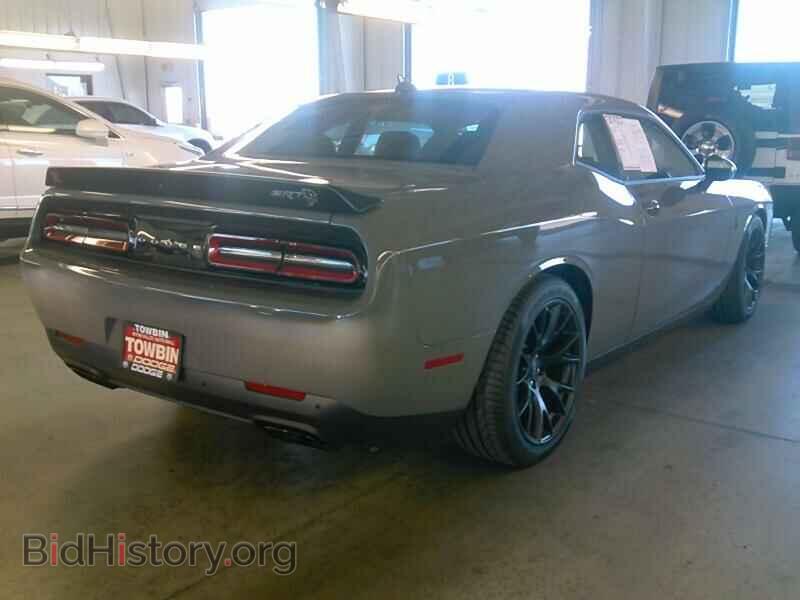 2018 Dodge Challenger - VIN: 2C3CDZC96JH177833 - Фото 2