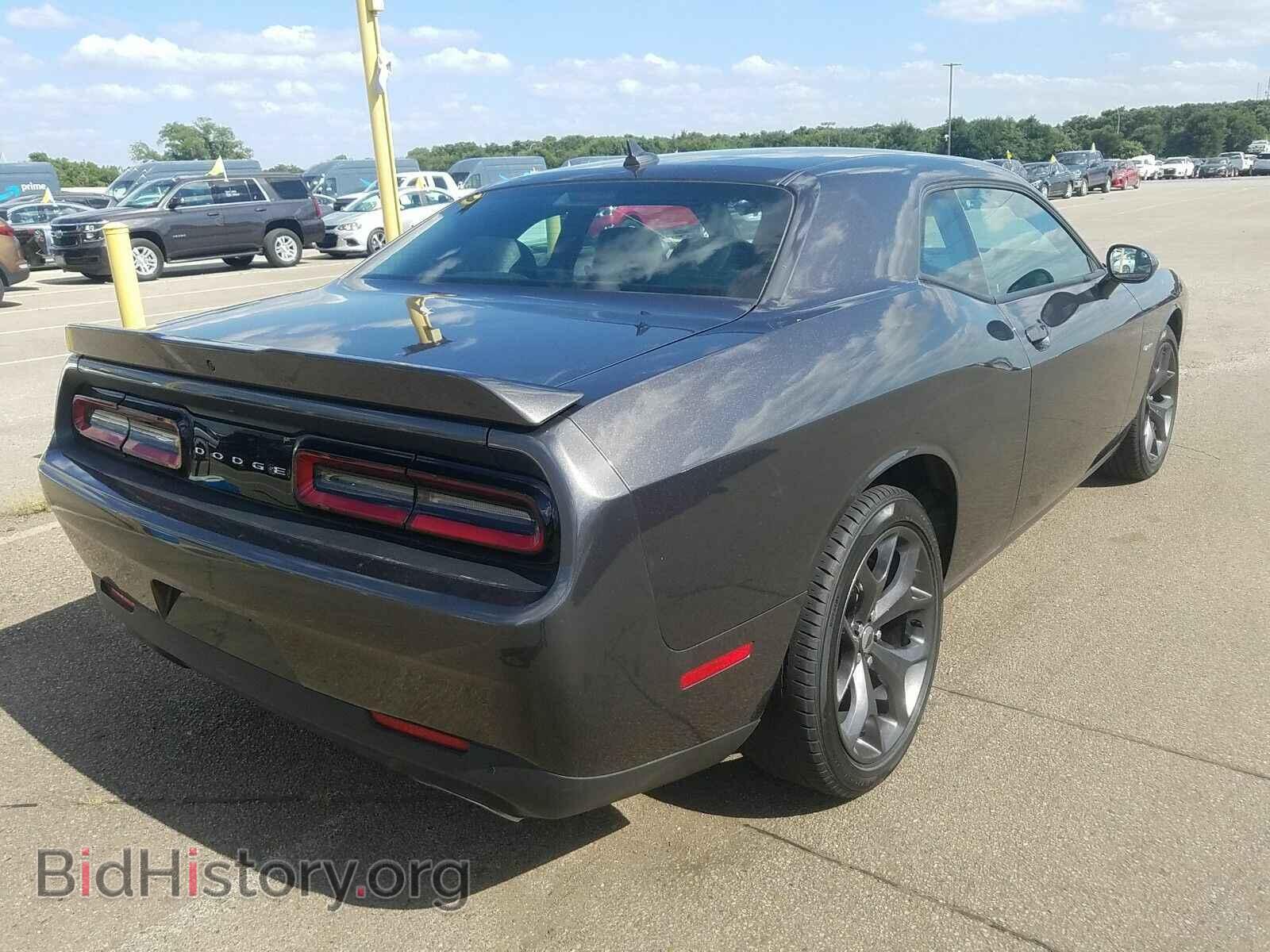 2018 Dodge Challenger - VIN: 2C3CDZBT0JH332387 - Фото 2
