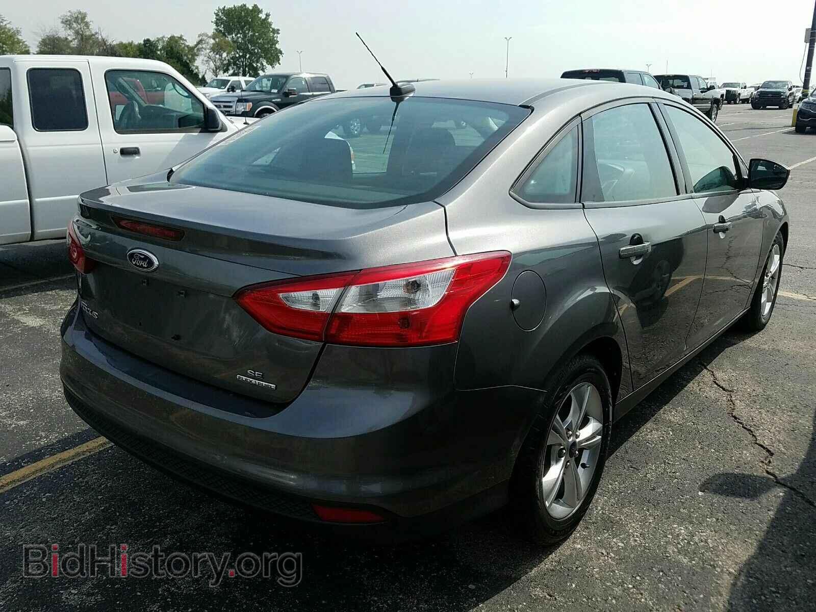 2013 Ford Focus - VIN: 1FADP3F28DL315033 - Фото 2