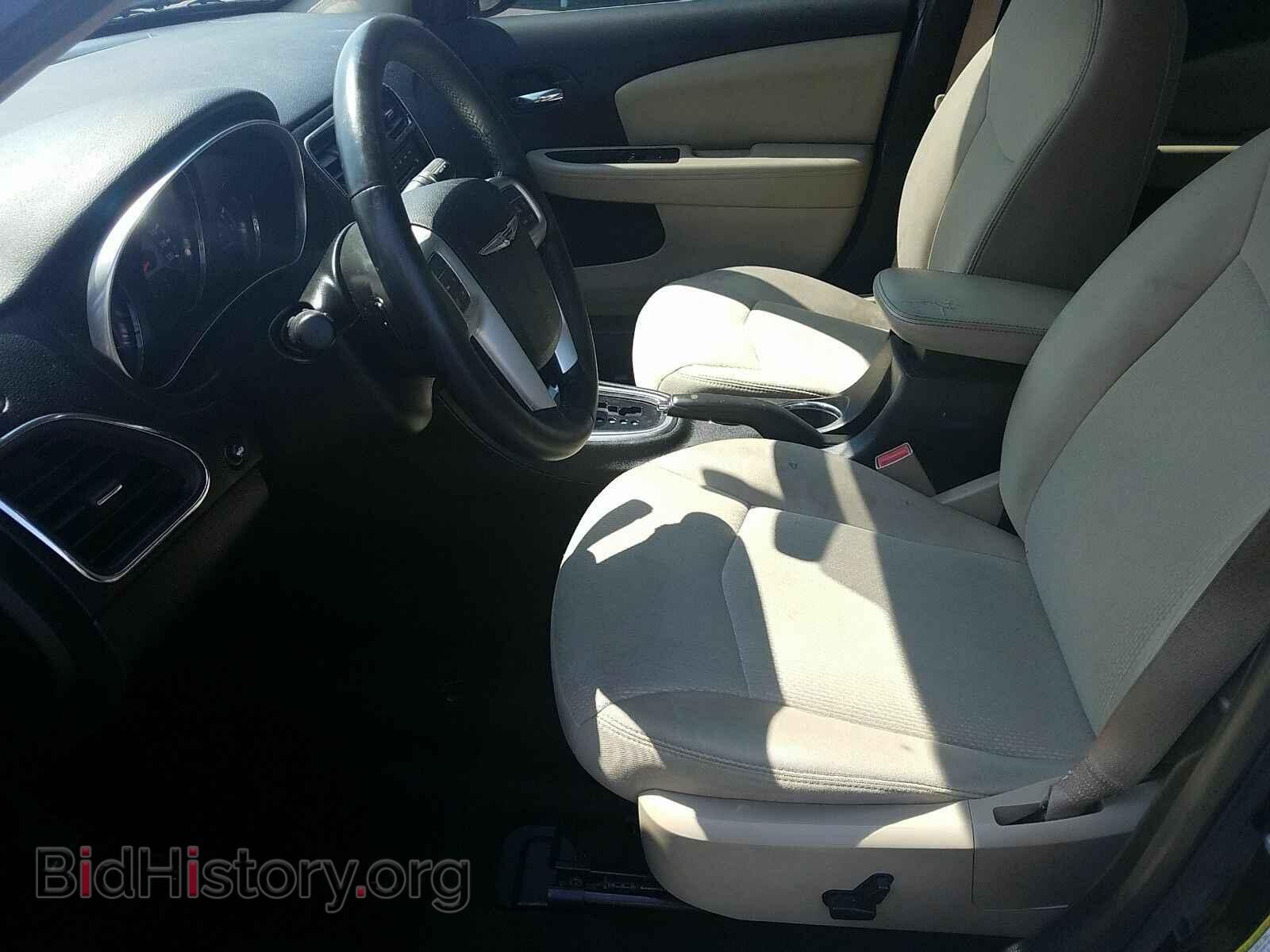 2013 Chrysler 200 - VIN: 1C3CCBBB9DN612483 - Фото 3
