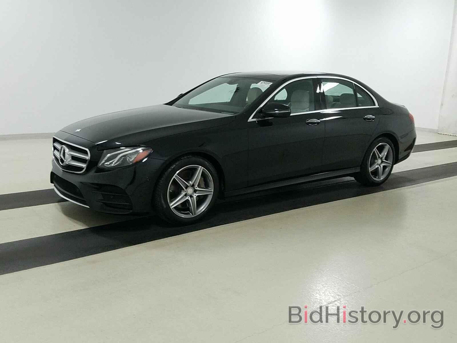 Photo WDDZF4JBXHA034620 - Mercedes-Benz E-Class 2017